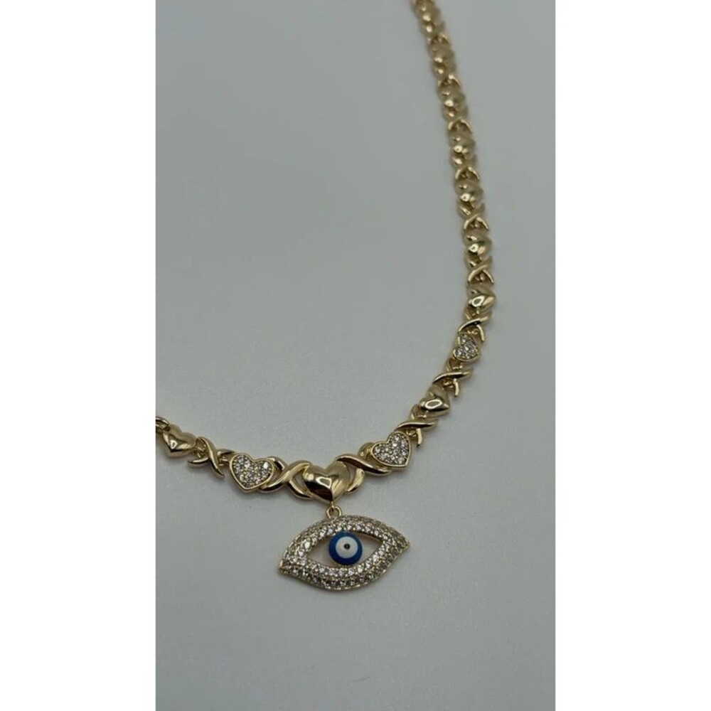 Collar con dije de ojo oro laminado